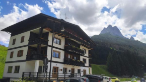 Appartamenti Terme Viola Pozza Di Fassa